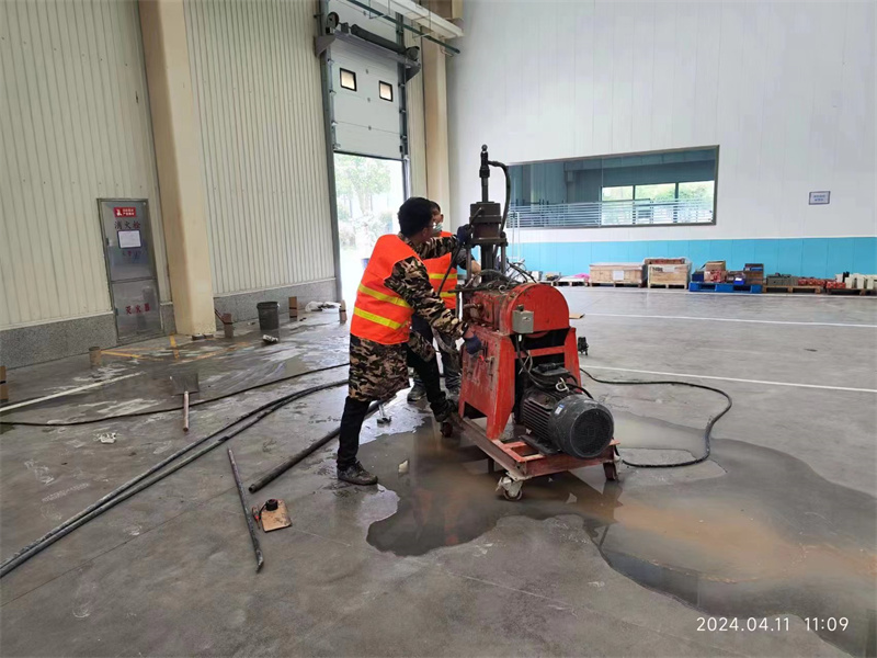 蓝山厂房地面下沉塌陷注浆加固施工